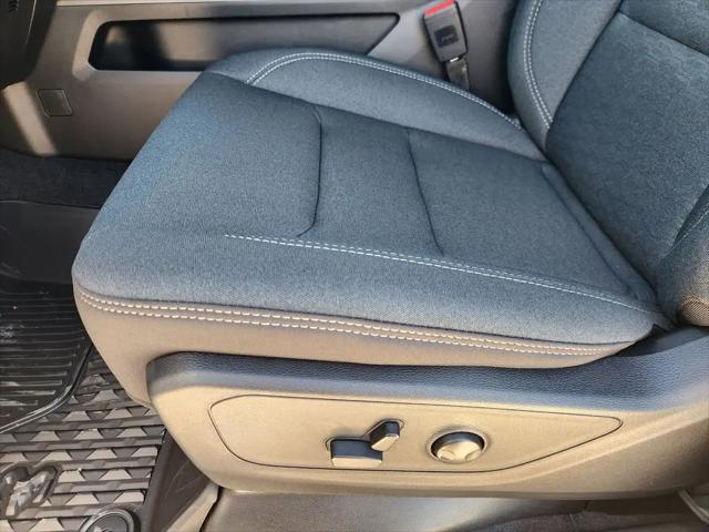 2026 Ram 1500 Lone Star Crew Cab 4x4 5'7" Box