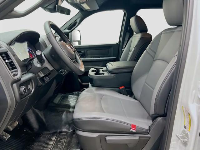 2026 Ram 3500 Tradesman/Big Horn