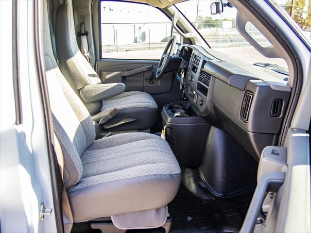 2024 Chevrolet Express Cutaway Work Van