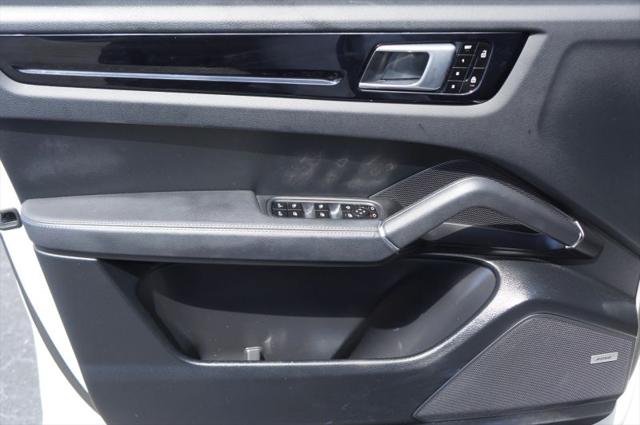 2020 Porsche Cayenne Base