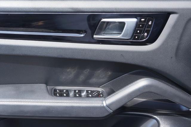2020 Porsche Cayenne Base