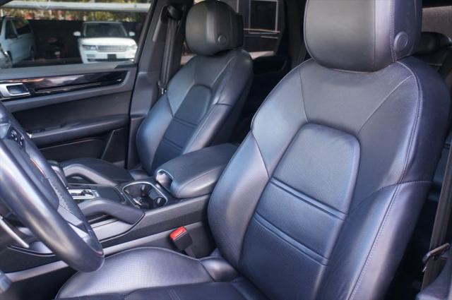 2020 Porsche Cayenne Base
