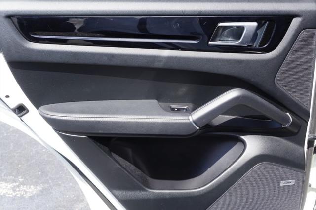 2020 Porsche Cayenne Base