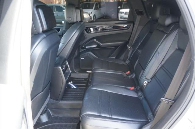 2020 Porsche Cayenne Base