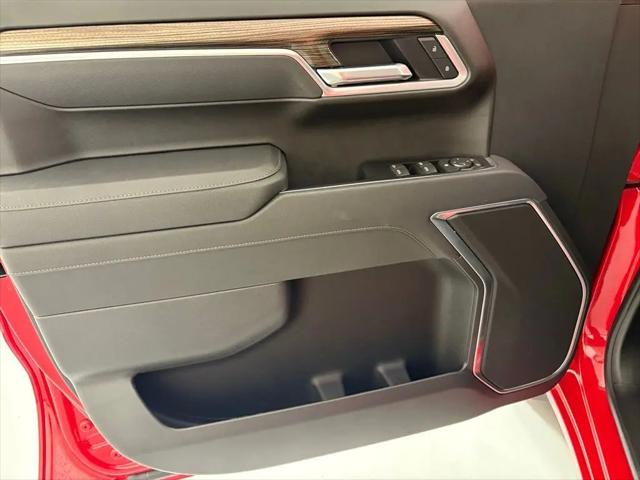 2026 Chevrolet Silverado 1500 4WD Crew Cab Standard Bed LT