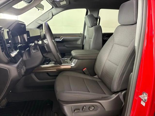 2026 Chevrolet Silverado 1500 4WD Crew Cab Standard Bed LT