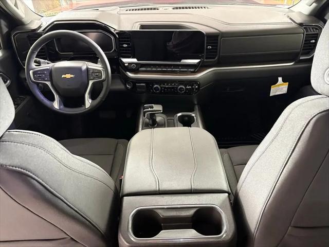 2026 Chevrolet Silverado 1500 4WD Crew Cab Standard Bed LT