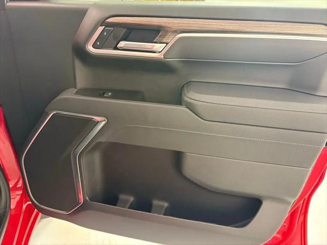 2026 Chevrolet Silverado 1500 4WD Crew Cab Standard Bed LT