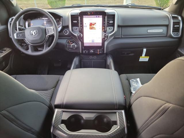 2026 Ram 1500 Big Horn Crew Cab 4x4 5'7" Box