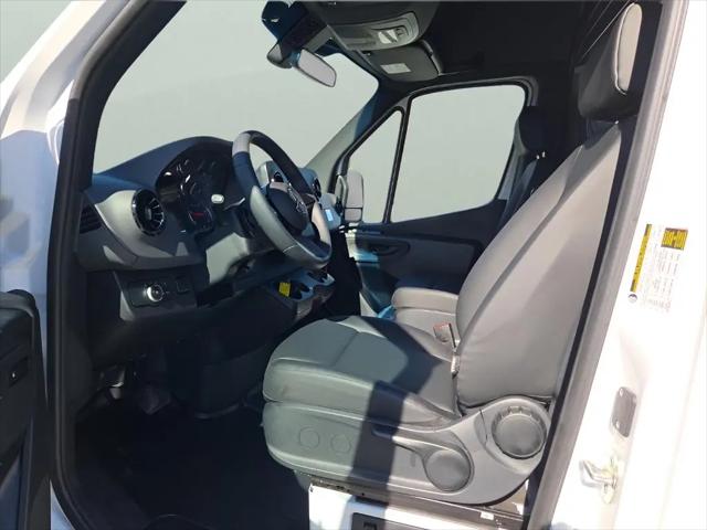 2025 Mercedes-Benz Sprinter 2500 High Roof 4-Cyl Diesel HO