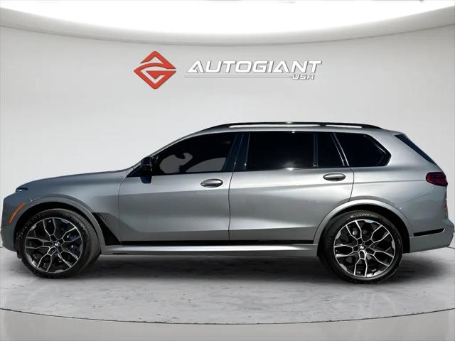 2023 BMW X7 M60i