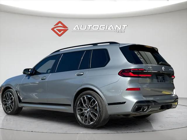 2023 BMW X7 M60i
