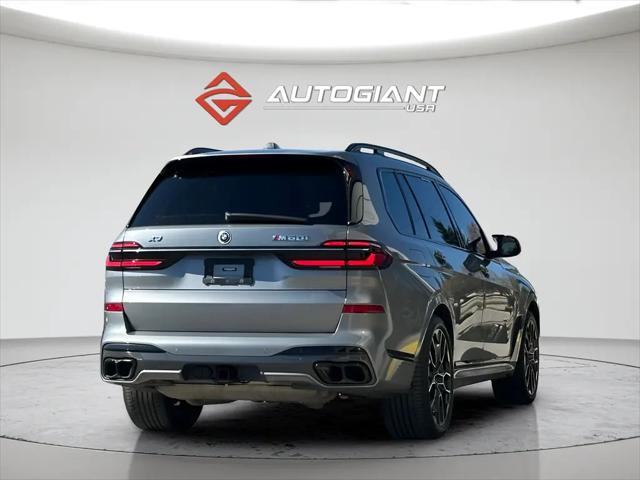 2023 BMW X7 M60i