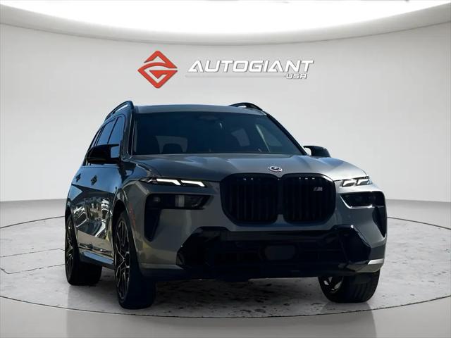 2023 BMW X7 M60i