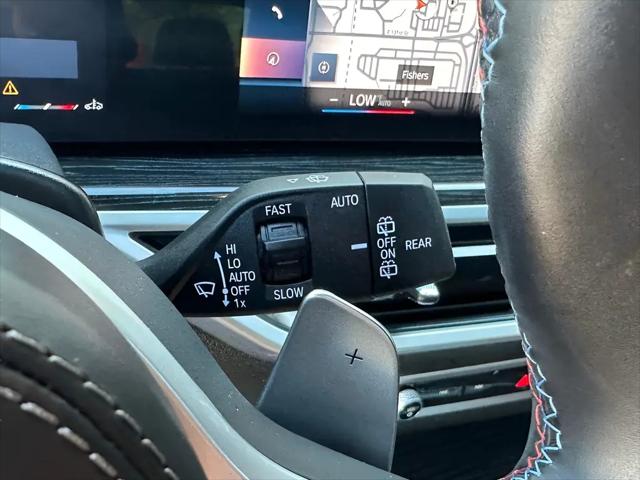 2023 BMW X7 M60i