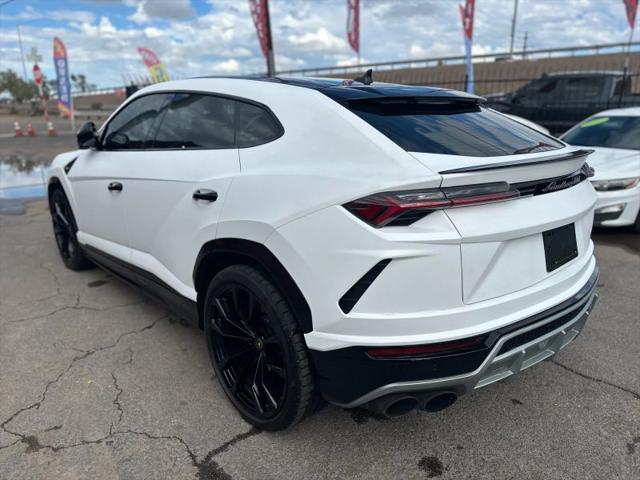 2021 Lamborghini Urus Base