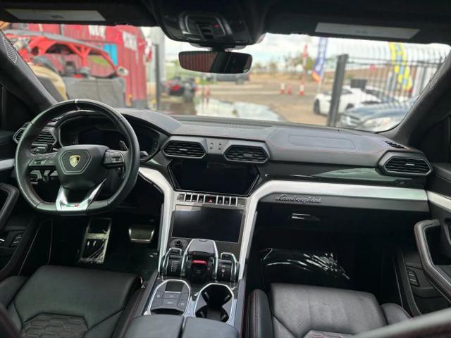 2021 Lamborghini Urus Base