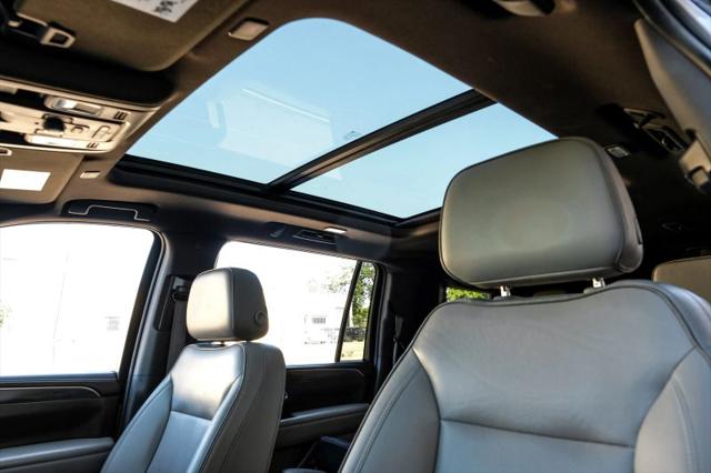 2022 GMC Yukon XL 2WD SLT