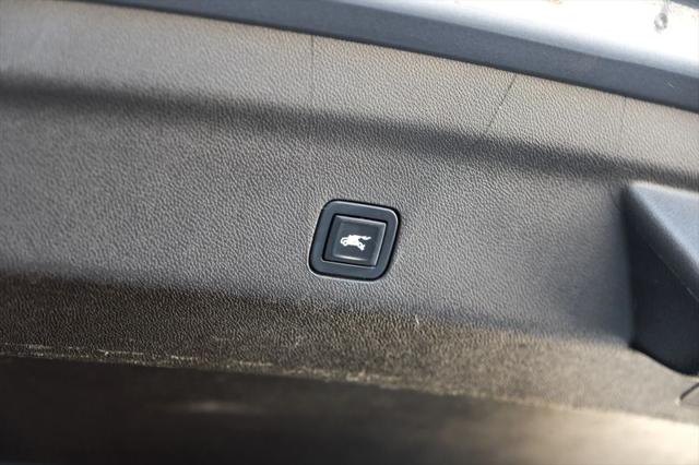 2022 GMC Yukon XL 2WD SLT