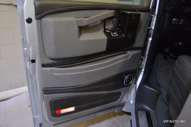 2020 GMC Savana Cargo RWD 2500 Extended Wheelbase Work Van