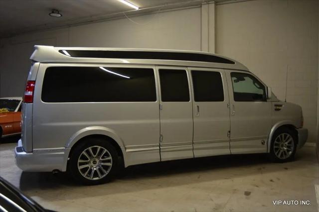2020 GMC Savana Cargo RWD 2500 Extended Wheelbase Work Van