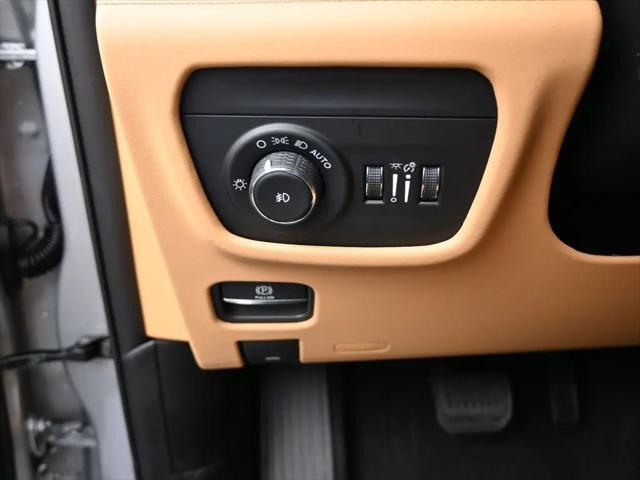 2025 Jeep Grand Cherokee Summit Reserve 4x4