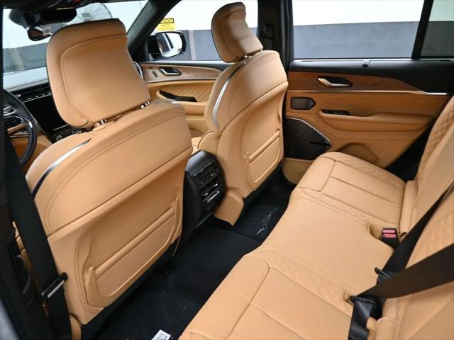 2025 Jeep Grand Cherokee Summit Reserve 4x4