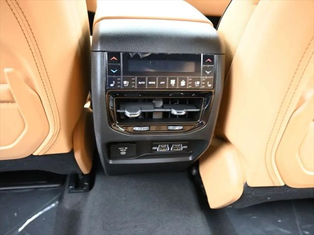 2025 Jeep Grand Cherokee Summit Reserve 4x4