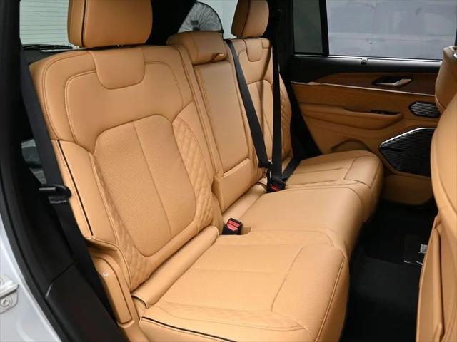 2025 Jeep Grand Cherokee Summit Reserve 4x4
