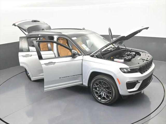 2025 Jeep Grand Cherokee Summit Reserve 4x4