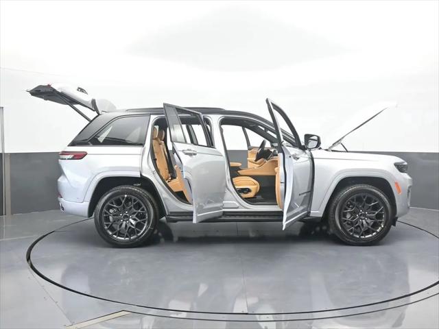 2025 Jeep Grand Cherokee Summit Reserve 4x4