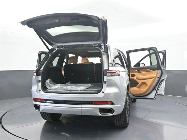 2025 Jeep Grand Cherokee Summit Reserve 4x4