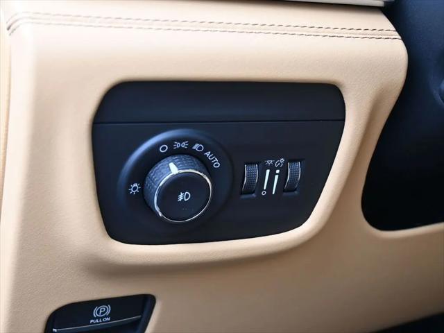 2025 Jeep Grand Cherokee Summit Reserve 4x4