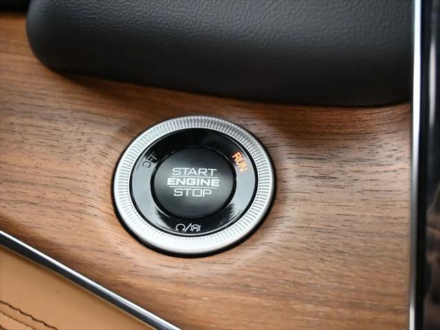 2025 Jeep Grand Cherokee Summit Reserve 4x4