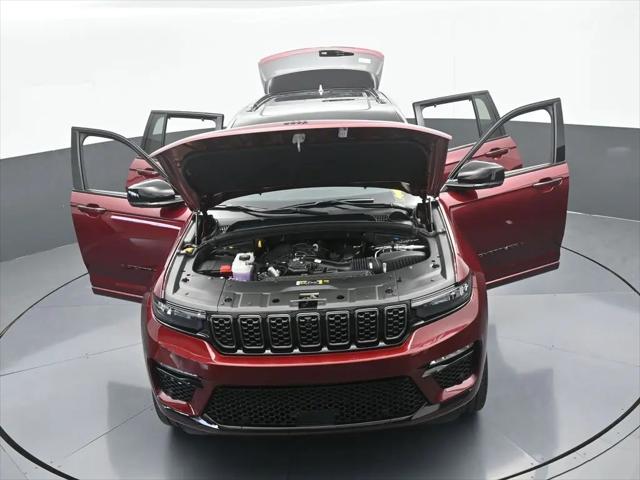 2025 Jeep Grand Cherokee Summit Reserve 4x4