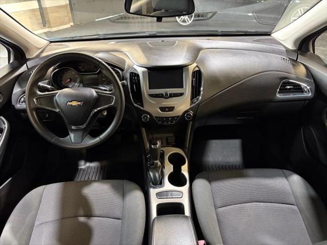 2017 Chevrolet Cruze LS Auto