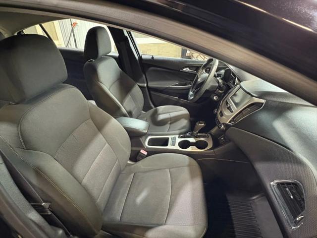 2017 Chevrolet Cruze LS Auto