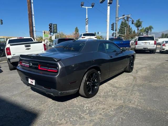 2018 Dodge Challenger SXT Plus