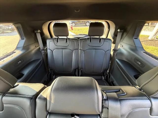 2025 Jeep Grand Cherokee L Limited 4x4