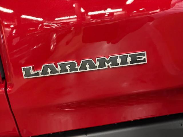 2026 Ram 1500 Laramie Crew Cab 4x4 5'7" Box