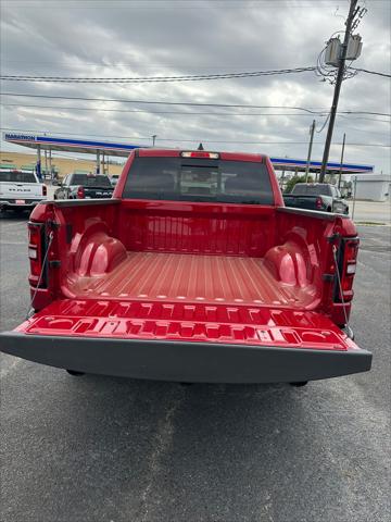 2026 Ram 1500 Warlock Crew Cab 4x4 5'7" Box
