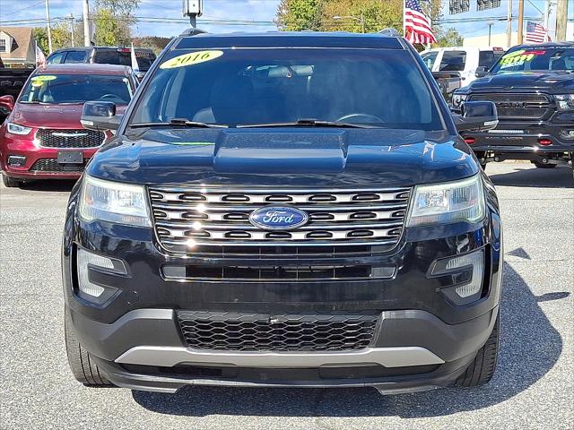 2016 Ford Explorer XLT 2016 Ford Explorer XLT