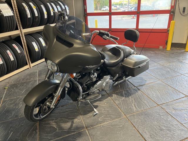 2018 Harley-Davidson Street Glide 