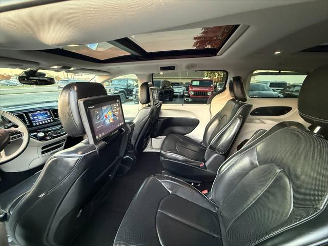 2018 Chrysler Pacifica Hybrid Limited