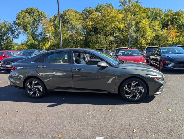 2024 Hyundai Elantra Limited 2024 Hyundai Elantra Limited