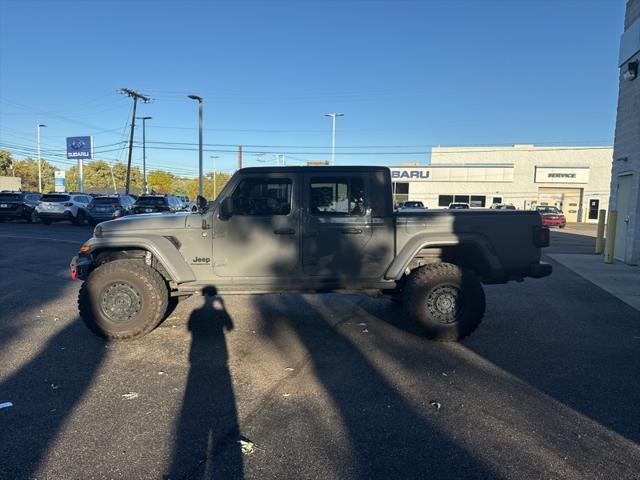 2021 Jeep Gladiator Sport S 4x4