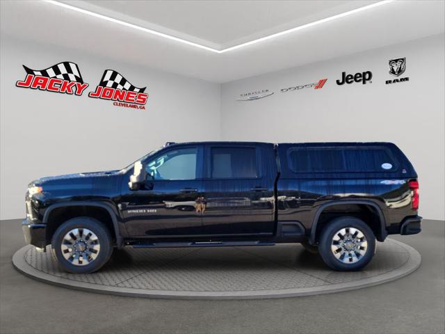 2023 Chevrolet Silverado 2500HD 4WD Crew Cab Standard Bed Custom
