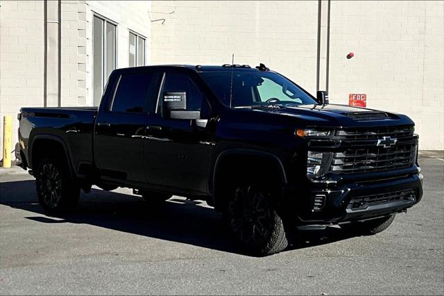 2024 Chevrolet Silverado 2500HD 4WD Crew Cab Standard Bed Custom 2024 Chevrolet Silverado 2500HD 4WD Crew Cab Standard Bed Custom