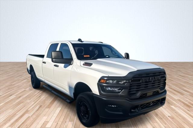 2025 RAM 2500 Tradesman Crew Cab 4x4 8 Box 2025 RAM 2500 Tradesman Crew Cab 4x4 8 Box