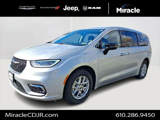 2024 Chrysler Pacifica Touring L 2024 Chrysler Pacifica Touring L